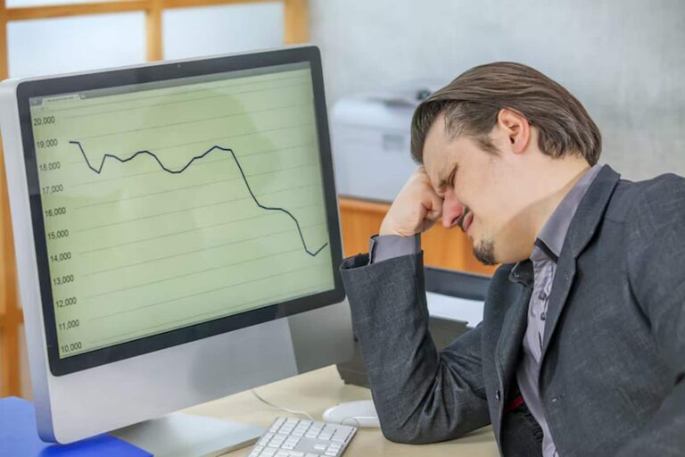 The Current Inflation Impact on the U.S. and Canadian Economies: How to Safeguard Your Finances